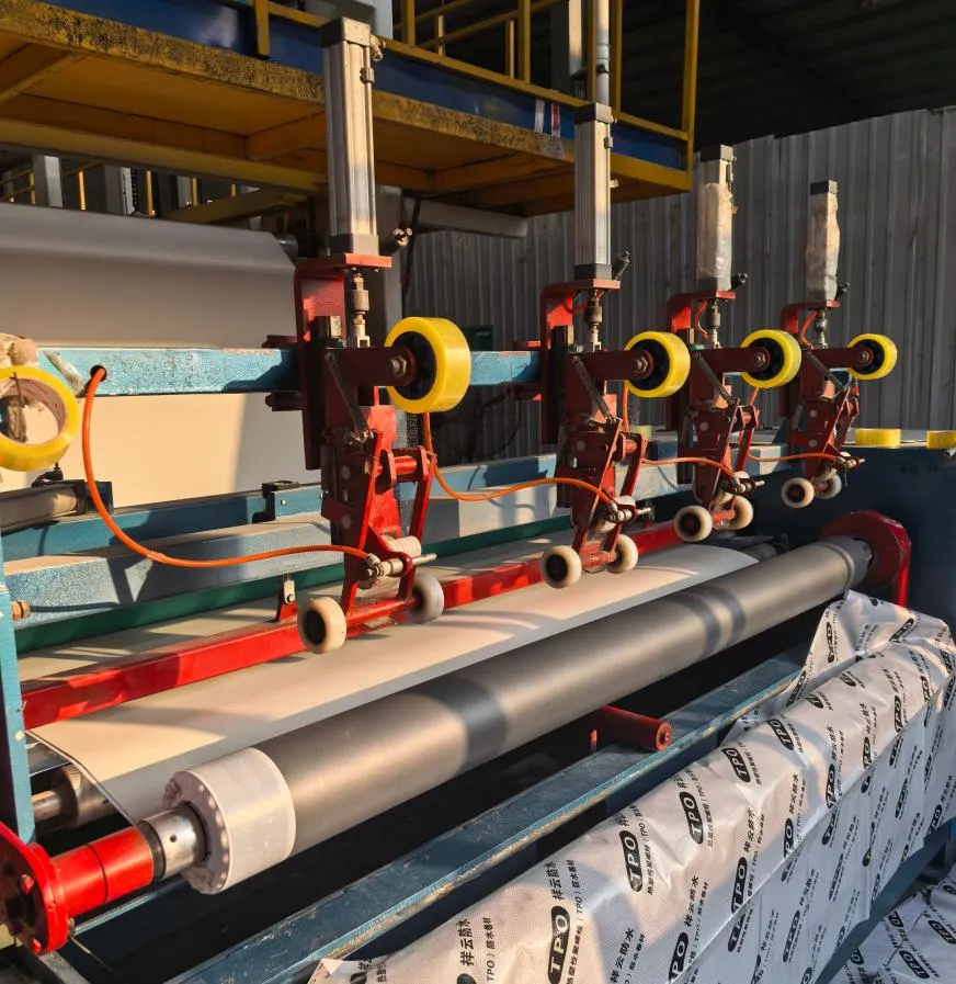 Membrane d'étanchéité en chlorure de polyvinyle (PVC)